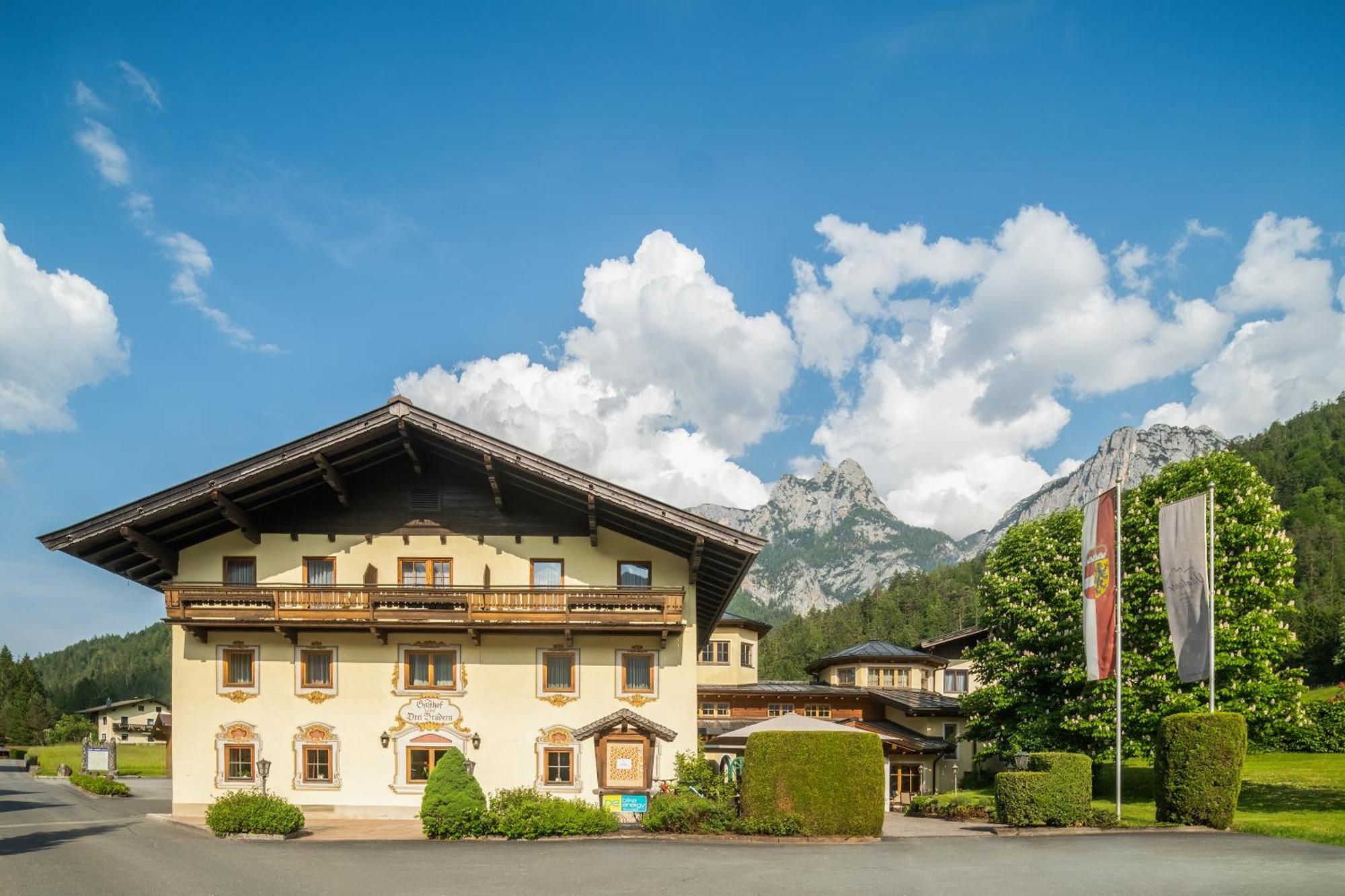 Hotel Vitaloase Zu Den Drei Bruedern Unken Exterior photo